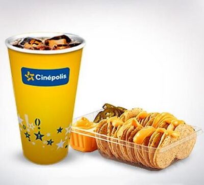 Cinépolis- Nachos con queso y refresco mediano